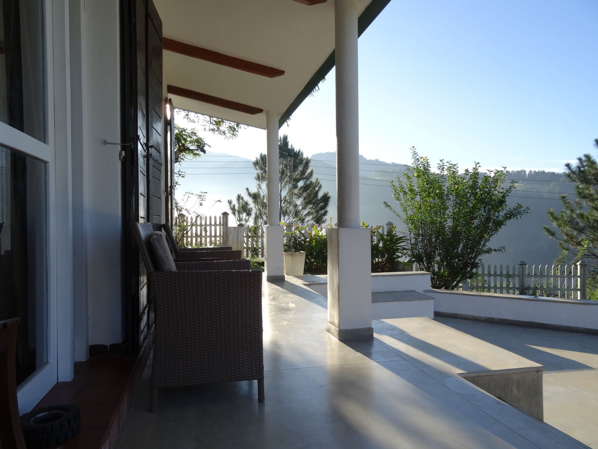 Amandari Holiday Villa Gelioya Exteriör bild